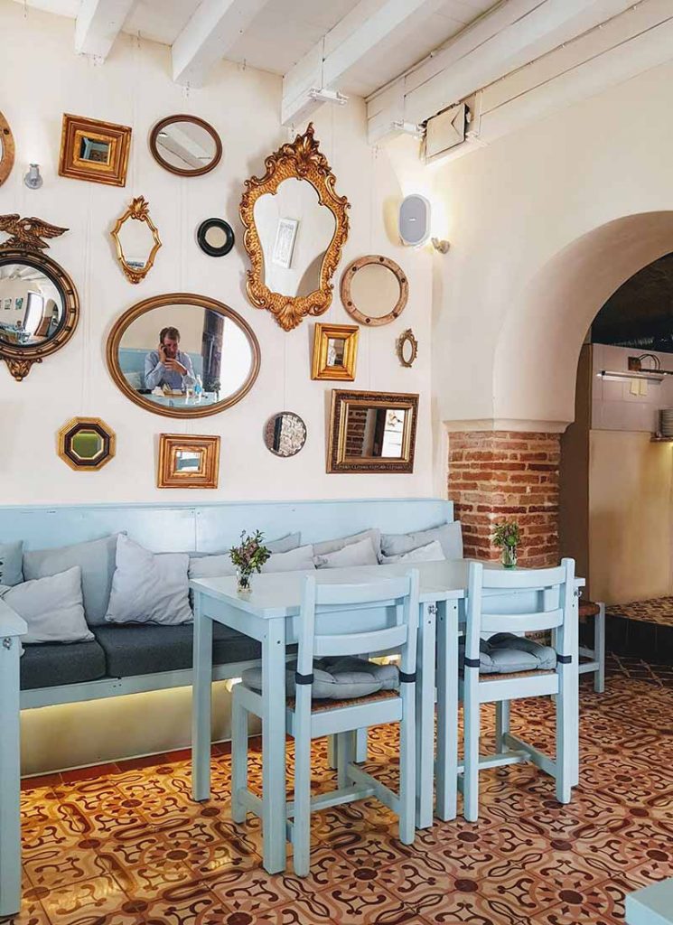 Cha Cha Cha restaurant, Olhao, Algarve, Portugal