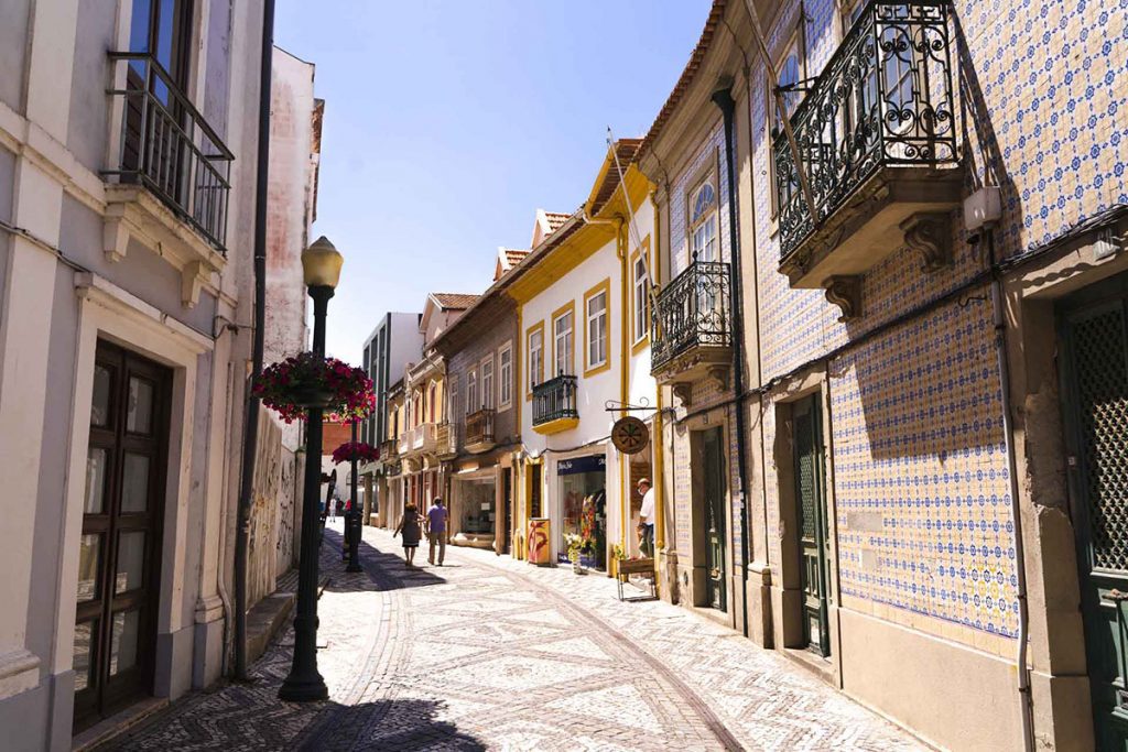 Things to do in Aveiro with Ola Daniela