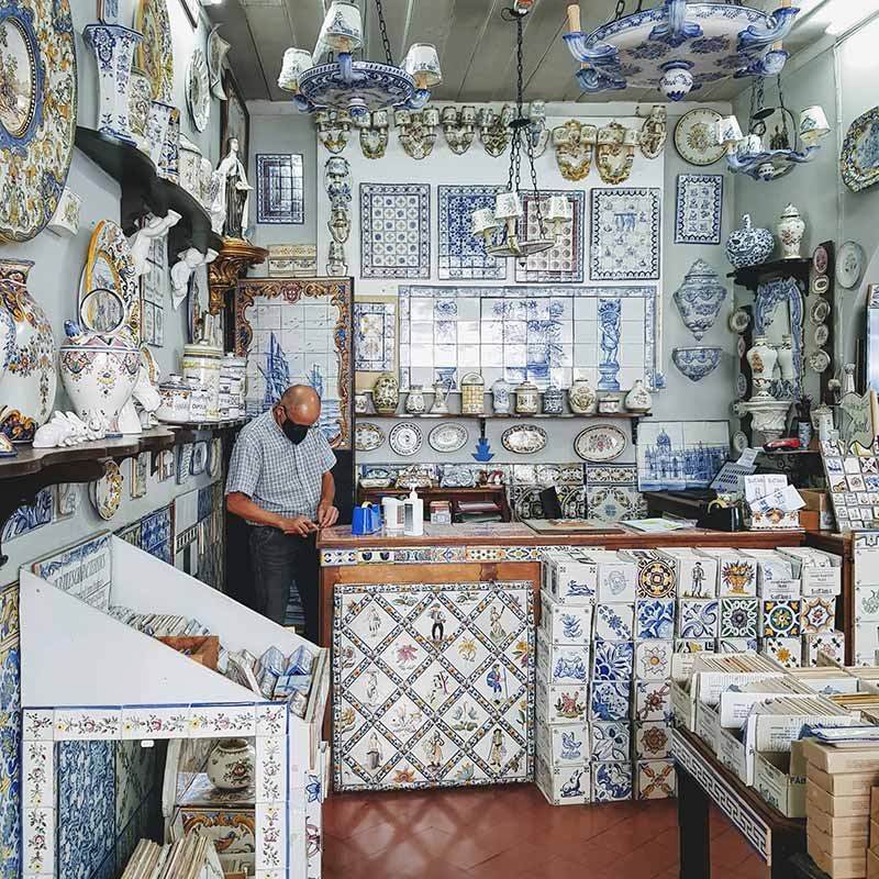 Shop of Fabrica Sant'ana tile maker