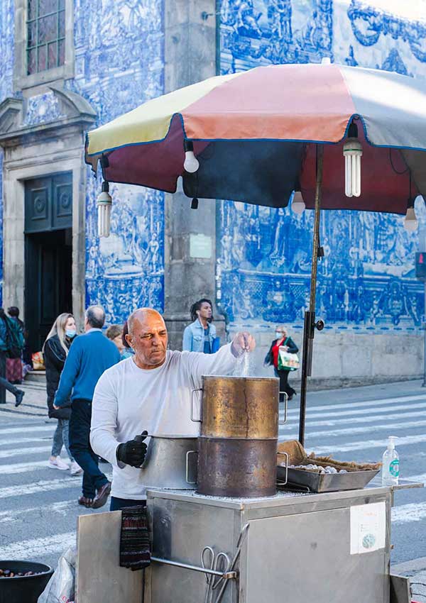 Capela das Almas de Catarina or Santa Catarina Chapel in Porto