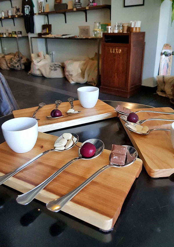 Combi specialty coffee tasting experience in Porto