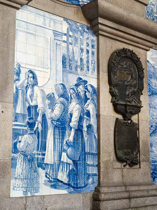 São Bento Railway Station in Porto is covered in beautiful antique azulejos and tiles
