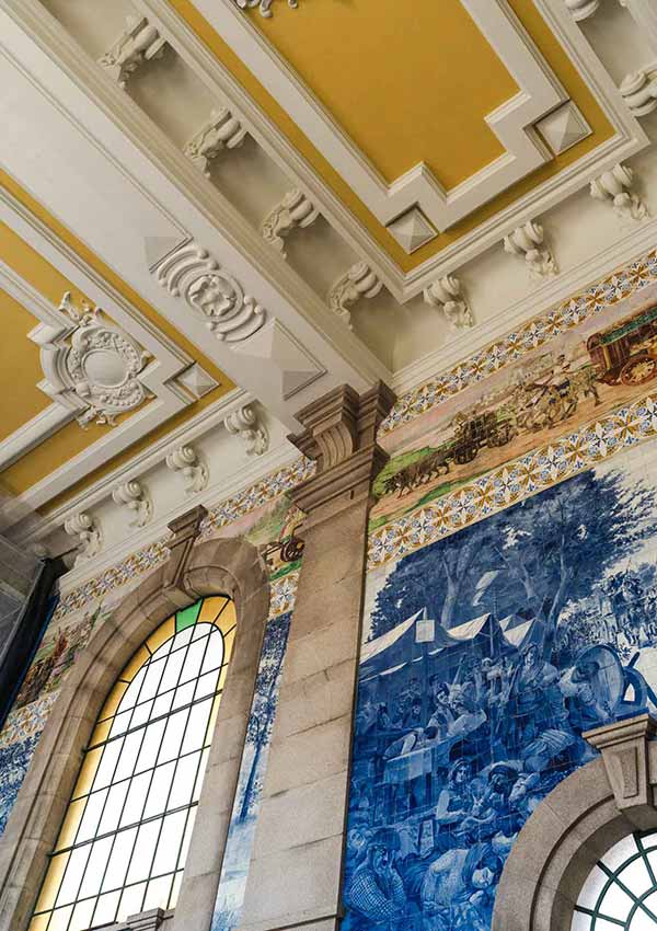 São Bento Railway Station in Porto is covered in beautiful antique azulejos and tiles