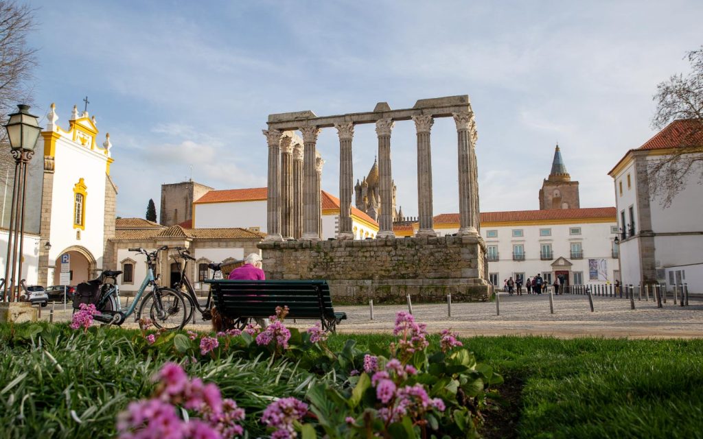 Best things to do in Evora, Alentejo include seeing the ROman Temple